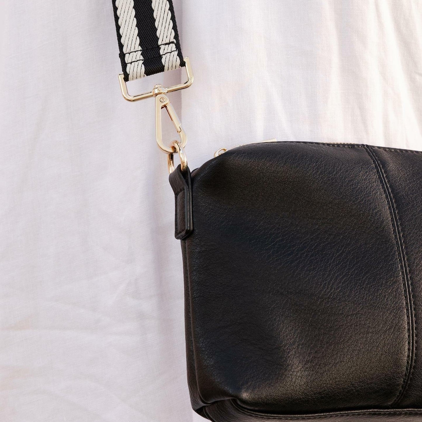 Kasey Crossbody Bag - Black