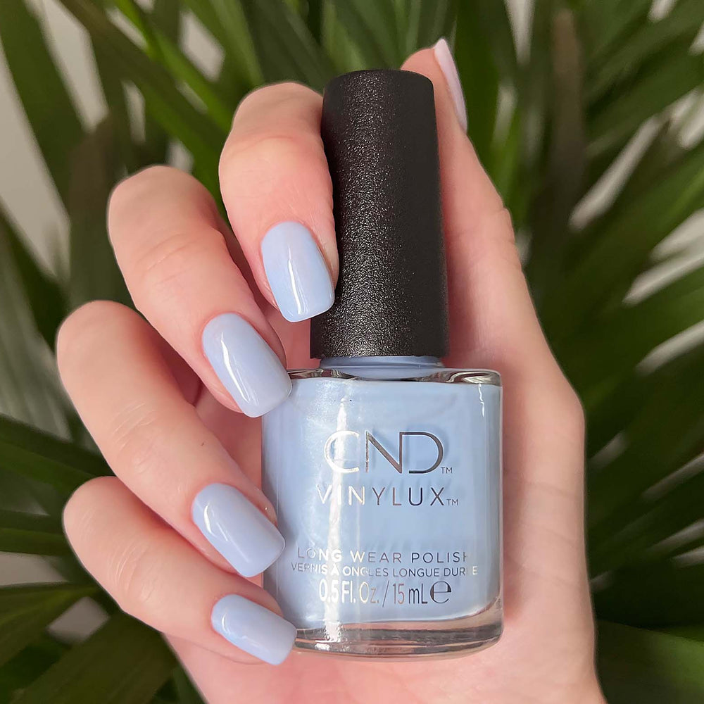 CND Vinylux Fantasy Realm | 0.5 oz / 15 mL